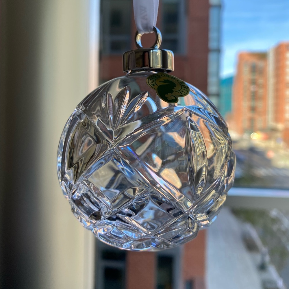 Waterford Huntley Ball Ornament 2021